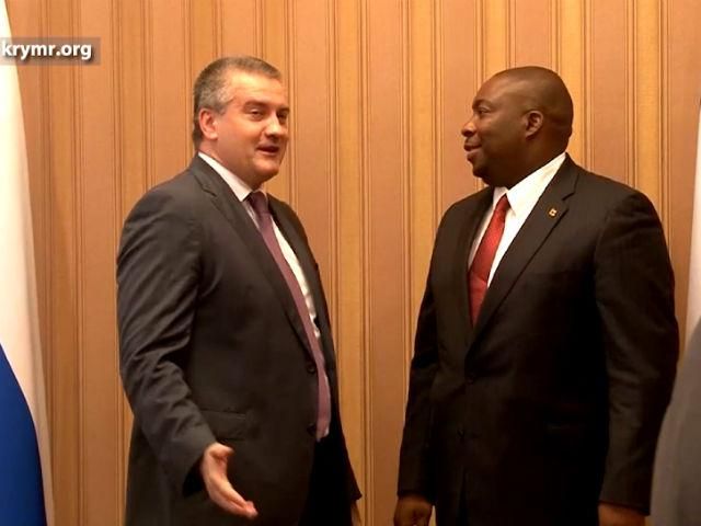 Як зімбабвійська делегація ділилась з Кримом досвідом Як зімбабвійська делегація ділилась з Кримом досвідом