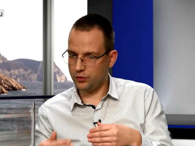 Політолог прогнозує бунт в Криму вже у березні-квітні Політолог прогнозує бунт в Криму вже у березні-квітні