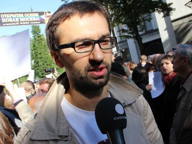 Депутаты просят Порошенко не расширять полномочия Турчинова. Готовы идти в суд Депутаты просят Порошенко не расширять полномочия Турчинова. Готовы идти в суд