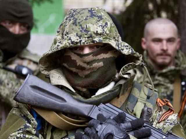 Терористи продовжують провокувати українських військових Терористи продовжують провокувати українських військових