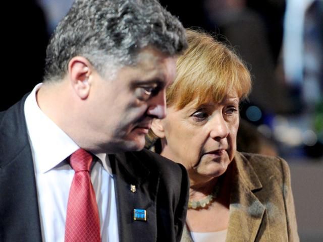 Порошенко і Меркель наголосили на якнайшвидшому погодженні нової допомоги МВФ