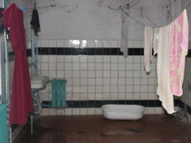 Парламент продлил мораторий на отчуждение общежитий Парламент продлил мораторий на отчуждение общежитий