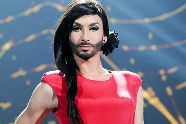 Депутат з Пітера заявив, Путін Кончіту не витримає і відправив співака у Нацгвардію Депутат з Пітера заявив, Путін Кончіту не витримає і відправив співака у Нацгвардію