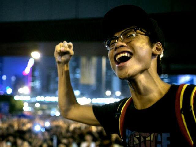 По следам Майдана. Протесты, которые потрясли мир в этом году По следам Майдана. Протесты, которые потрясли мир в этом году