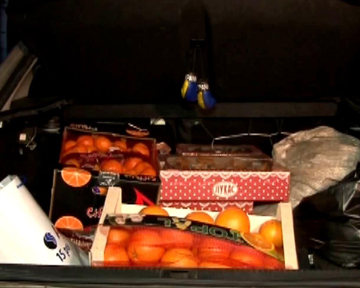 Полтавские волонтеры готовят подарки для защитников Полтавские волонтеры готовят подарки для защитников