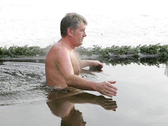 Україна не втратила Крим, — Ющенко Україна не втратила Крим, — Ющенко