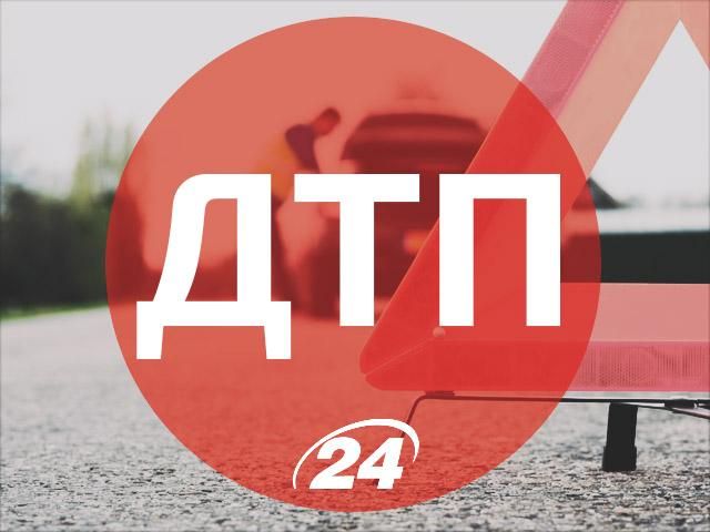 Троє українців загинули, ще 8 постраждали в аварії у Білорусі Троє українців загинули, ще 8 постраждали в аварії у Білорусі