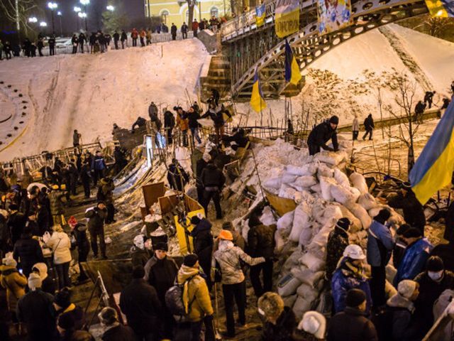 У Москві поліція перервала показ фільму про Майдан У Москві поліція перервала показ фільму про Майдан