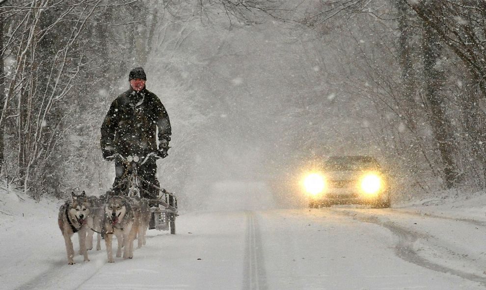 Из-за непогоды затруднено движение по дорогам в 4 областях, — ГАИ Из-за непогоды затруднено движение по дорогам в 4 областях, — ГАИ