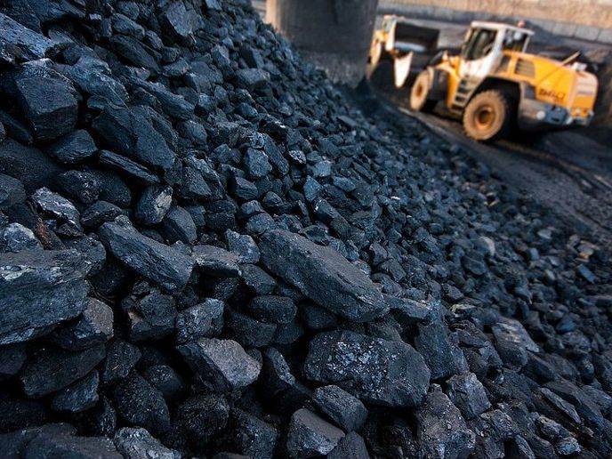 Українські ТЕС в жовтні знизили споживання вугілля майже на третину