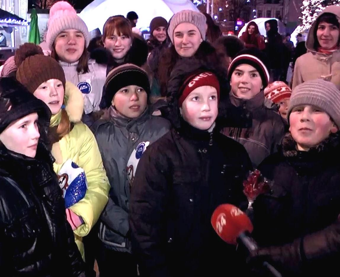 Украина поздравляет своих Героев с Новым годом Украина поздравляет своих Героев с Новым годом