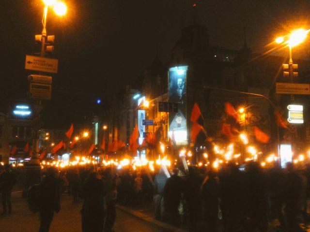 В столице завершилась факельное шествие В столице завершилась факельное шествие