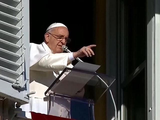 Папа Франциск закликав молитися за мир