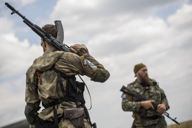 На кордоні терористи обстріляли українські позиції