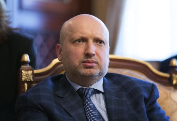 Турчинов требует немедленно аннулировать лицензию "Интера" Турчинов требует немедленно аннулировать лицензию "Интера"