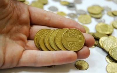 У 2015-му українці теж сплачуватимуть військовий податок У 2015-му українці теж сплачуватимуть військовий податок