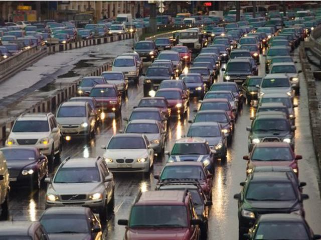 Податок на розкіш заплатять власники більше 17 тисяч авто, — Мінфін Податок на розкіш заплатять власники більше 17 тисяч авто, — Мінфін