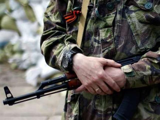 Террористы возобновили комендантский час в Луганске