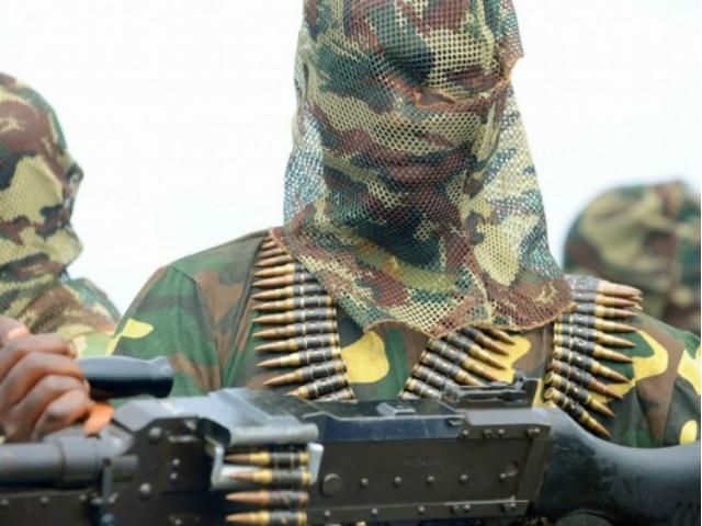 Боевики "Боко харам" захватили нигерийский город и военную базу