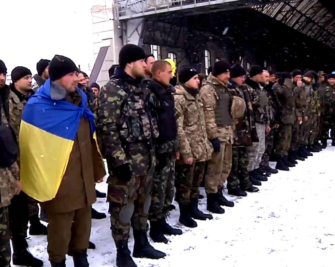 До Львова повернулись бійці із зони АТО