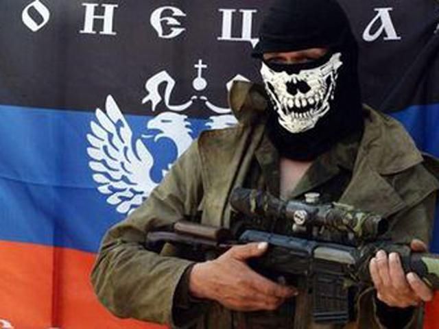 Терористи перевдягаються в українську форму, — РНБО