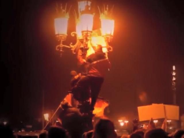 Тысячи ксенофобов выйдут с митингами на улицы Германии Тысячи ксенофобов выйдут с митингами на улицы Германии