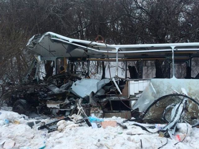 З’явилися перші фото з місця жахливої аварії з бійцями АТО З’явилися перші фото з місця жахливої аварії з бійцями АТО