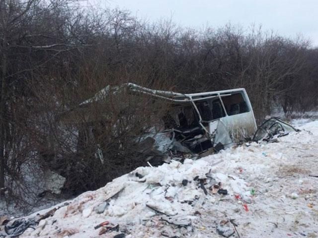 Трое бойцов в тяжелом состоянии в результате ДТП в зоне АТО Трое бойцов в тяжелом состоянии в результате ДТП в зоне АТО