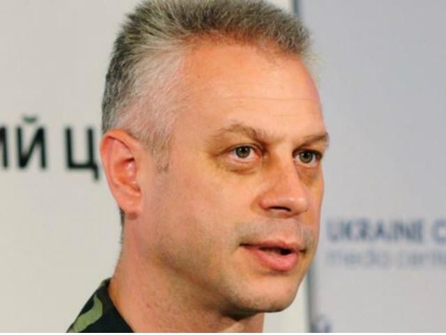 Терористи "ДНР" захопили в полон 7 українських військових Терористи "ДНР" захопили в полон 7 українських військових