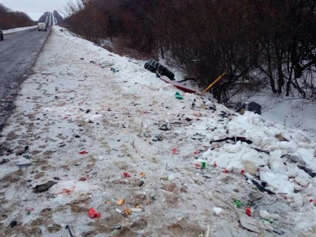 МВД заявляет о 12 погибших в ДТП в зоне АТО МВД заявляет о 12 погибших в ДТП в зоне АТО