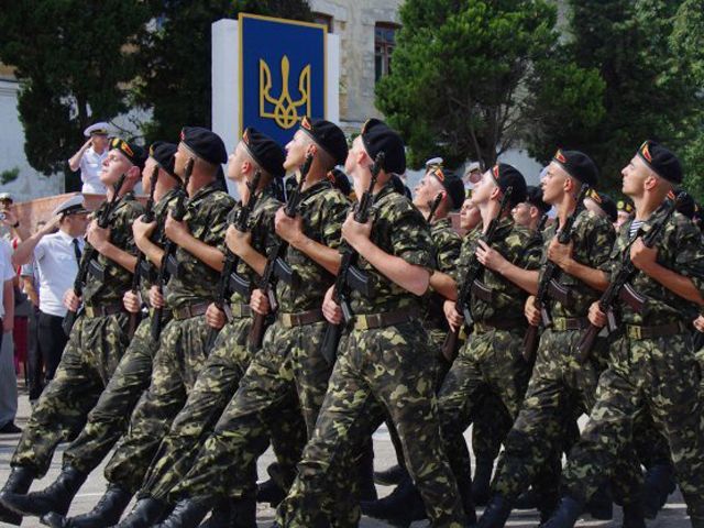 Цього року в армію мобілізують 200 тисяч українців, — Матіос