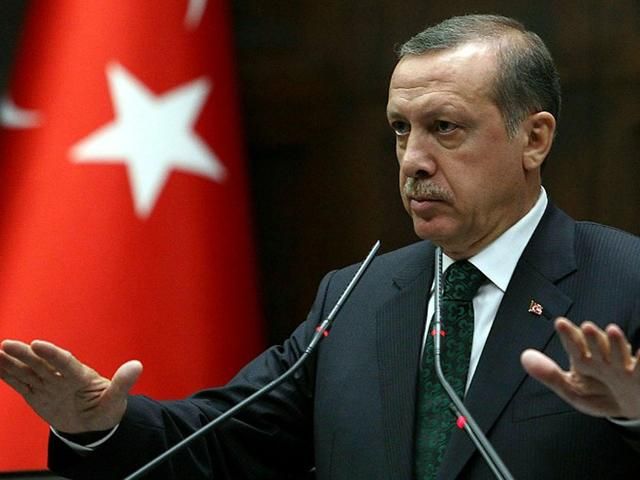 ЄС має зупинити "ісламофобію", а не вчити Туреччину "демократії", — Ердоган