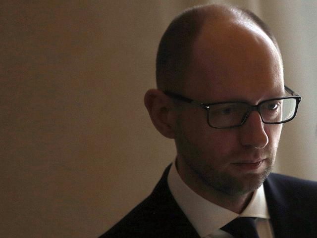 Яценюк, Климкин и экономический блок вылетели в Берлин Яценюк, Климкин и экономический блок вылетели в Берлин