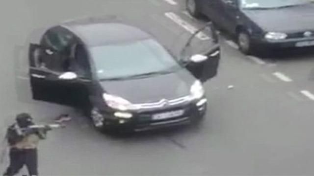 У французькій поліції знають, де можуть ховатися нападники на редакцію Charlie Hebdо У французькій поліції знають, де можуть ховатися нападники на редакцію Charlie Hebdо