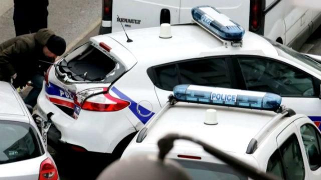 Во Франции третий за день захват заложников Во Франции третий за день захват заложников