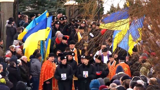 Як ховали загиблих під час ДТП в зоні АТО