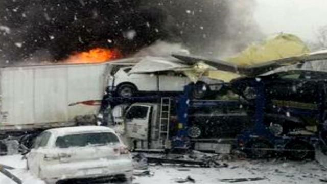 Масштабное ДТП: в США столкнулись 200 авто Масштабное ДТП: в США столкнулись 200 авто