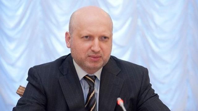 Турчинов обіцяє карати всіх, у кого виявлять викрадені терористами гроші Турчинов обіцяє карати всіх, у кого виявлять викрадені терористами гроші