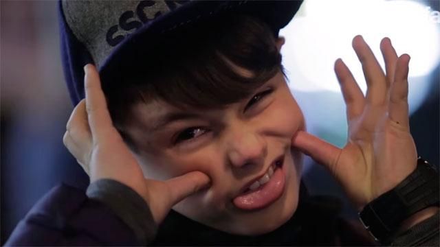 "Вдар її": соціальний ролик, який має побачити кожен "Вдар її": соціальний ролик, який має побачити кожен