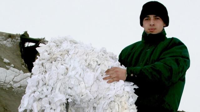 Украинские войска получили средства для маскировки техники Украинские войска получили средства для маскировки техники