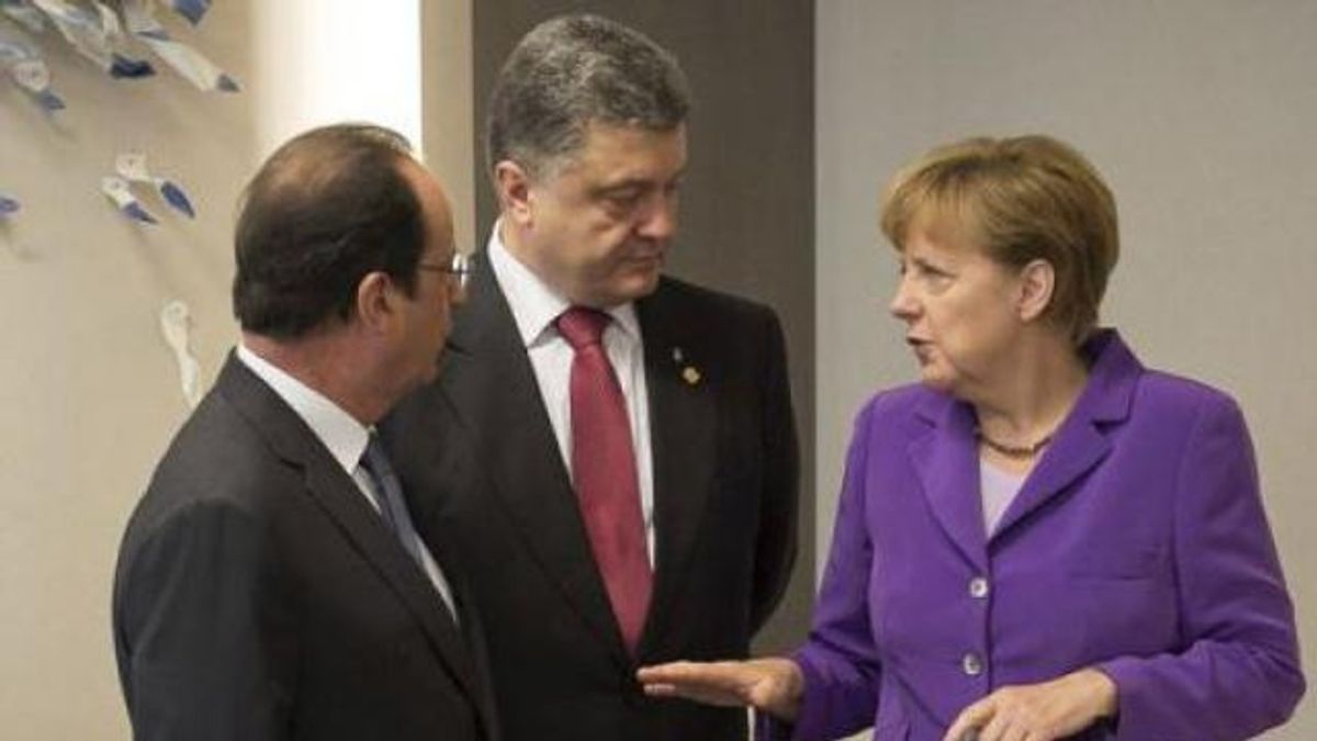 Стало відомо, про що Порошенко говорив з Олландом і Меркель Стало відомо, про що Порошенко говорив з Олландом і Меркель