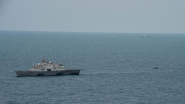 Индонезийские спасатели нашли второй "черный ящик" самолета AirAsia, — СМИ