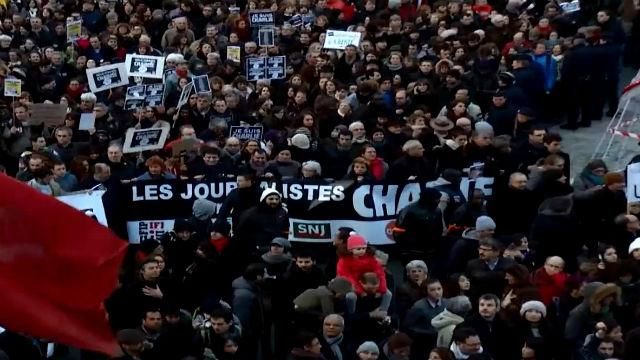 Марш единства в Париже стал самым массовым в истории