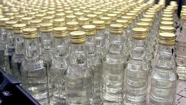 Полностью уничтожить теневой рынок водки невозможно, — первый заместитель фискальной службы Полностью уничтожить теневой рынок водки невозможно, — первый заместитель фискальной службы