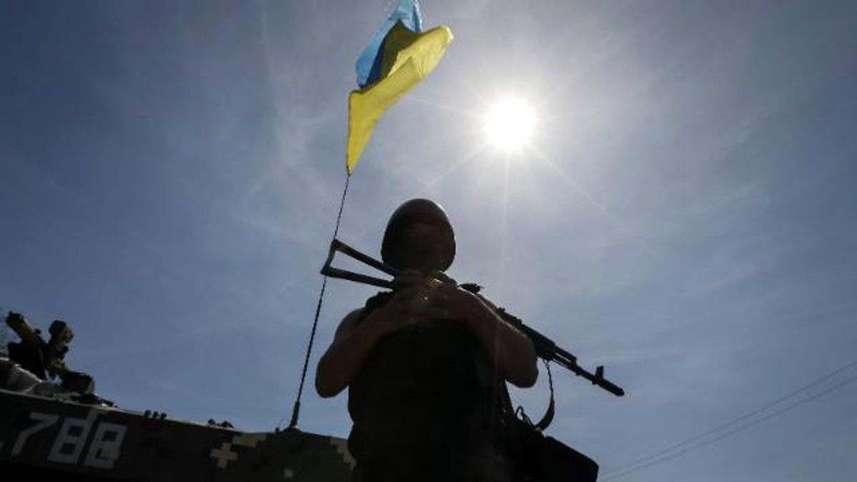За день бойовики 58 разів обстріляли позиції українських бійців За день бойовики 58 разів обстріляли позиції українських бійців