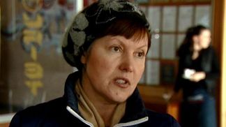 Біженці розповіли, чому тікають у Польщу