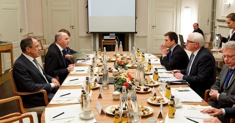 Штайнмаєр про переговори у Берліні: Було б неправильно не спробувати