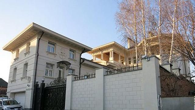 Ставицкий переоформил свою недвижимость на кипрский оффшор