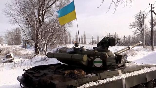 Обстрел коксохимического завода в Авдеевке длился всю ночь, — бойцы Обстрел коксохимического завода в Авдеевке длился всю ночь, — бойцы