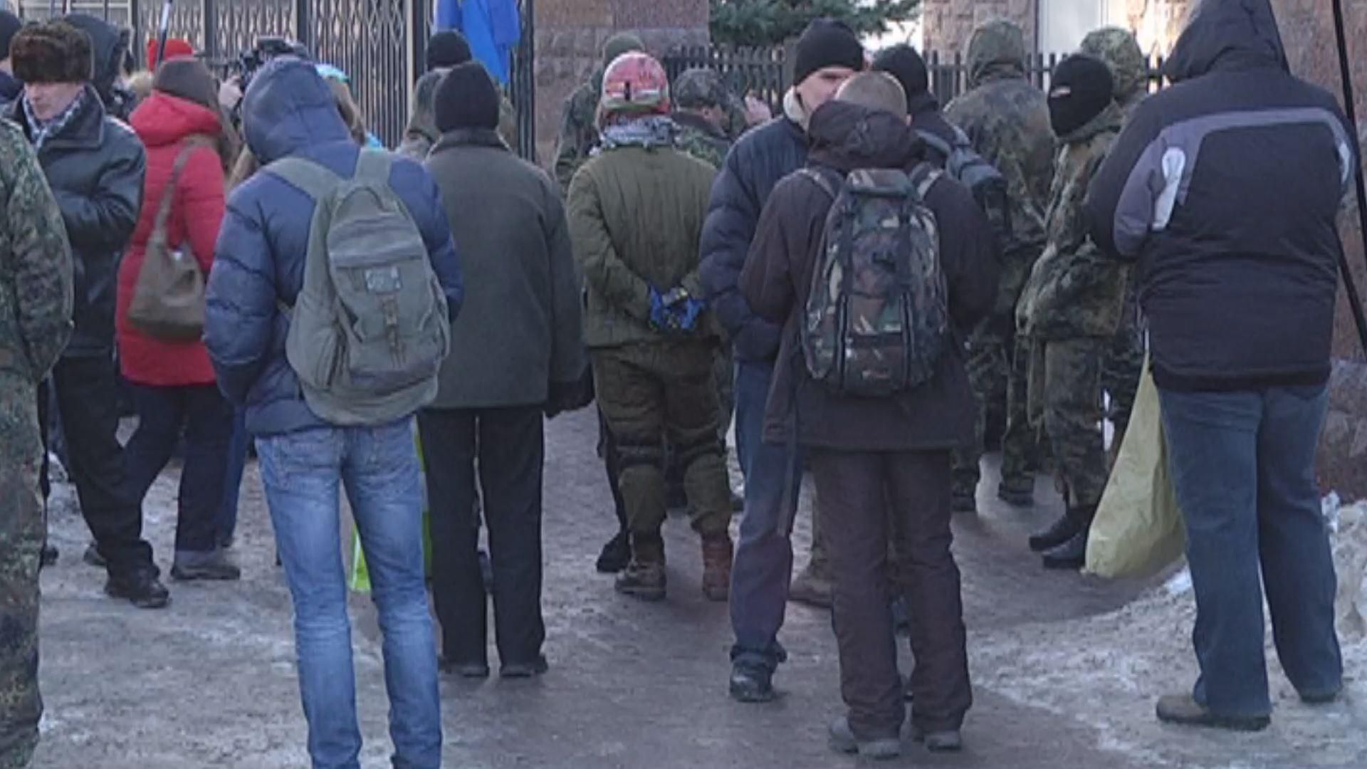 Хто відповість за військові злочини Хто відповість за військові злочини